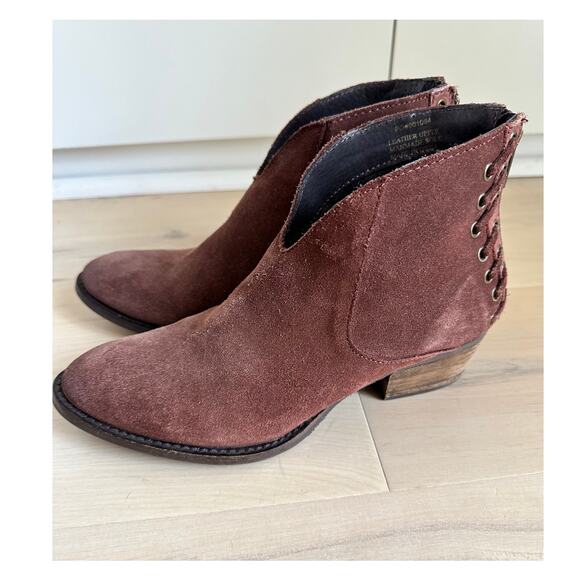 Journee Signature Womens Arika Booties Suede Size 7.5 Fall Boots Western Brown - Picture 3 of 6